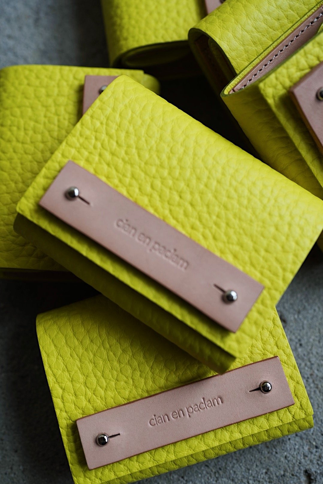 mini wallet ➖ lemon➖ | cian en paclam