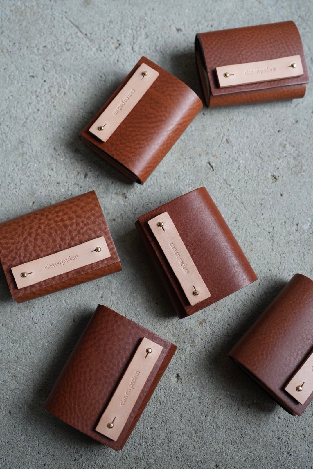 mini wallet➖Almond➖ | cian en paclam