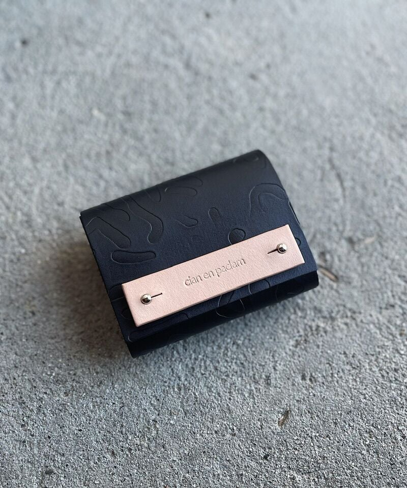 cian en paclam ミニ財布　新品未使用 mini wallet➖SHAPES black ✖︎ natural ➖ | cian en