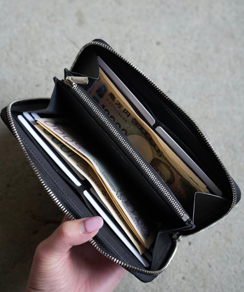 Long Round zip wallet➖panther black➖ | cian en