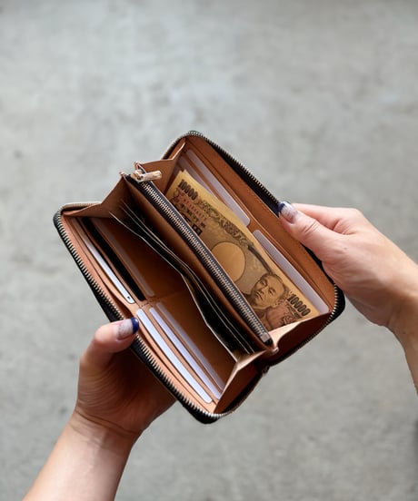 Long Round zip wallet ➖DOODLE➖