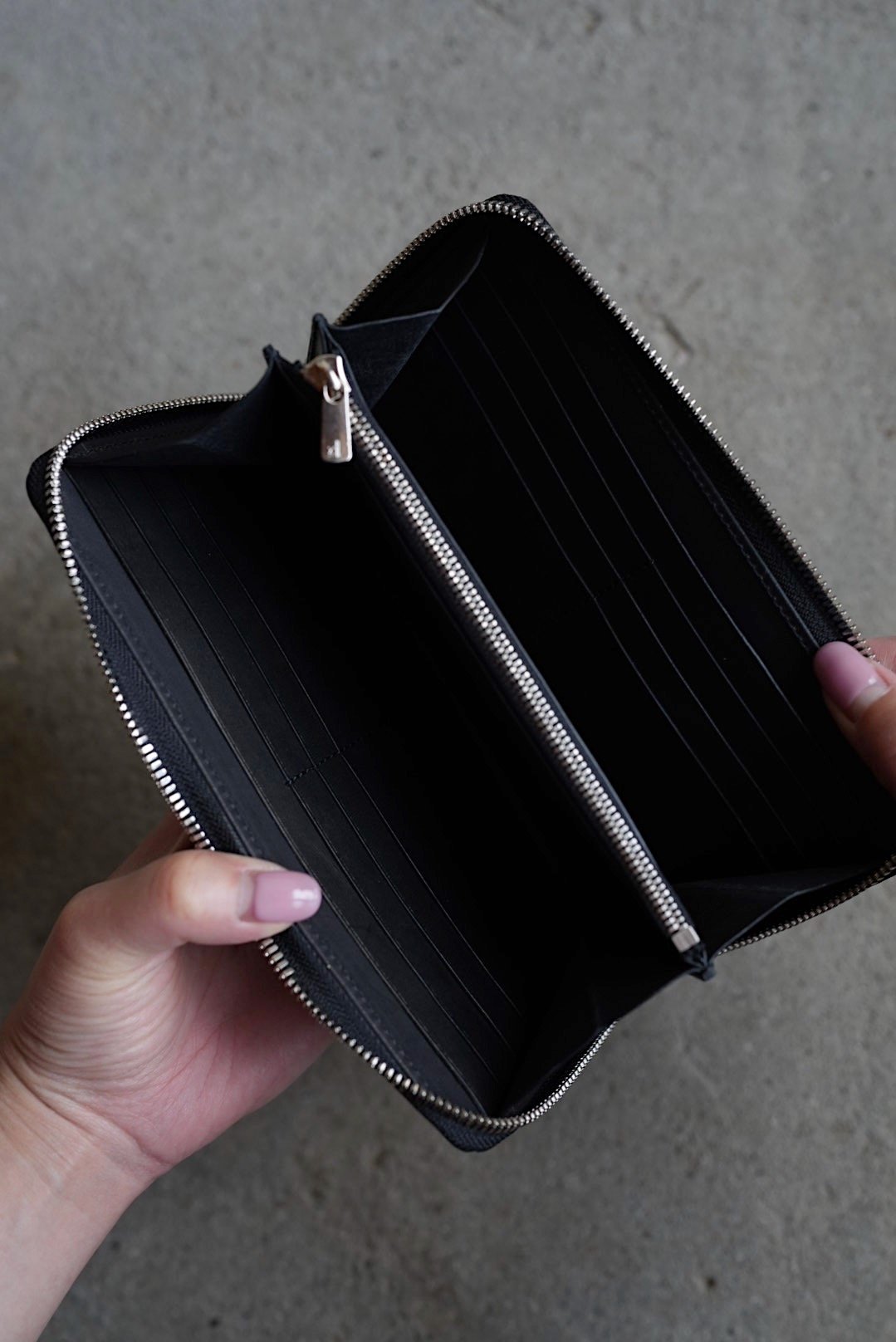 Long Round zip wallet➖panther black➖ | cian en
