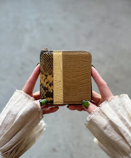 Round zip wallet➖NUE beige➖