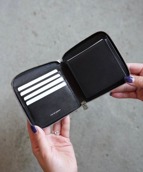 Round zip wallet➖ chrome silver➖