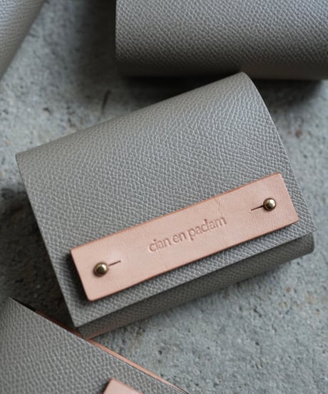 mini wallet ➖ warm gray ➖