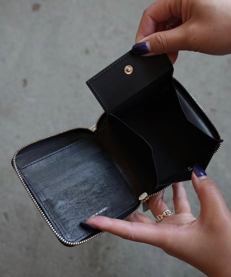 Round zip wallet➖ chrome silver➖