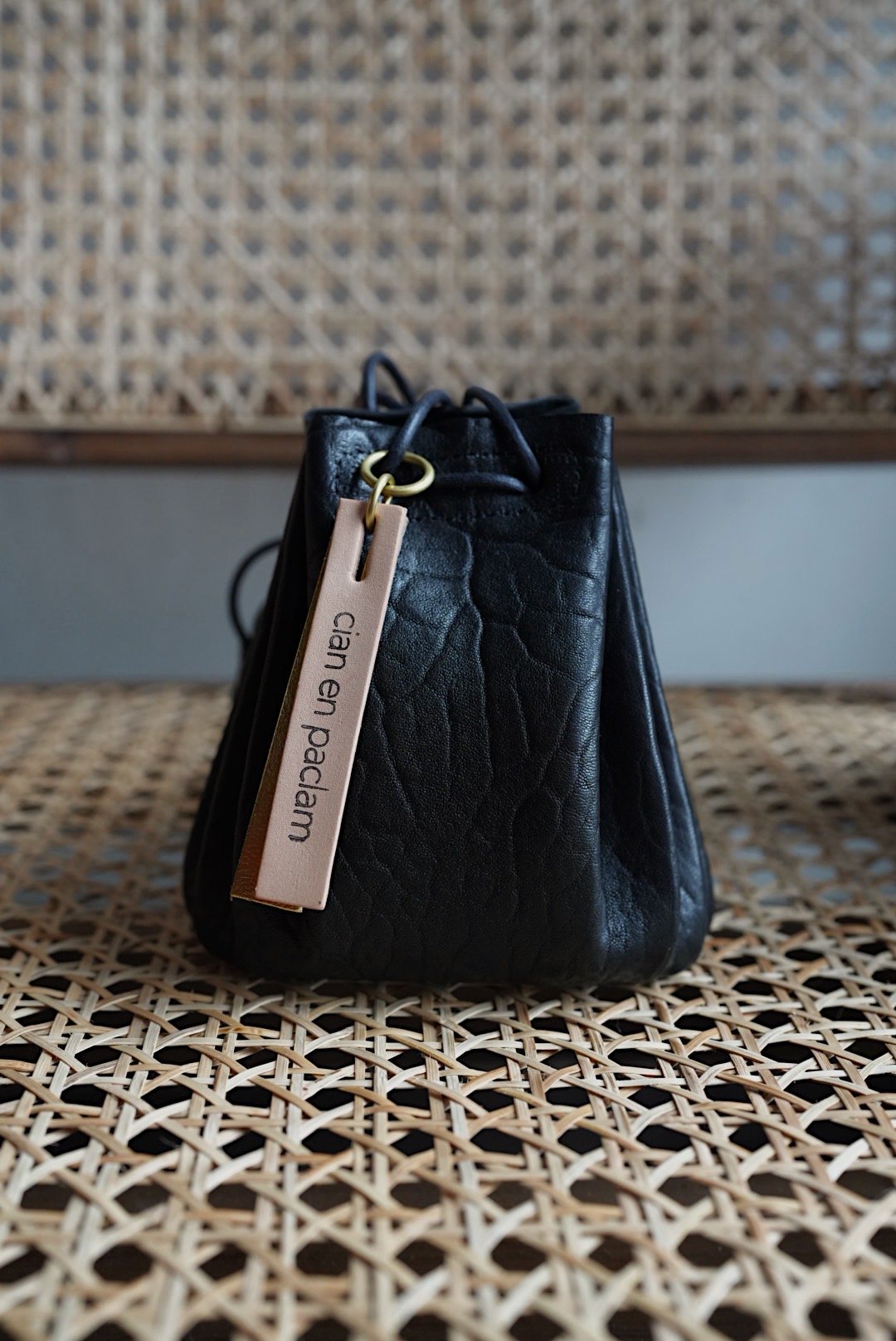 drawstring bag➖sheep black➖ | cian en paclam