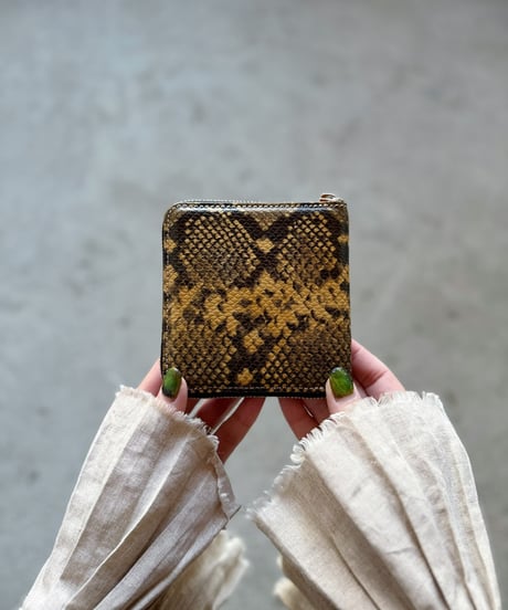 Round zip wallet➖NUE beige➖
