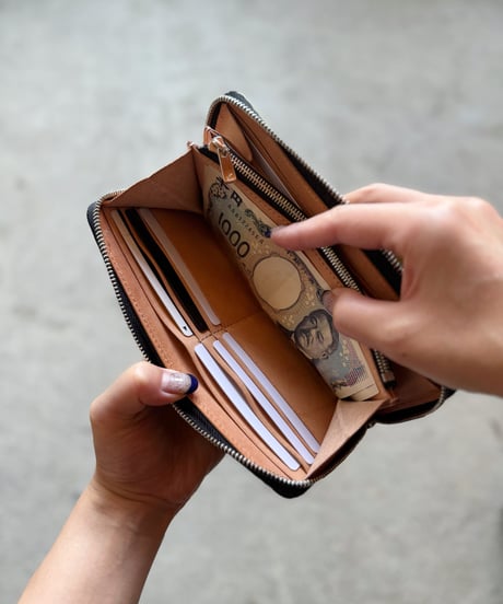 Long Round zip wallet ➖DOODLE➖