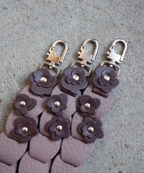 Short strap ➖flower pink beige➖