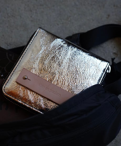 Round zip wallet➖ chrome silver➖