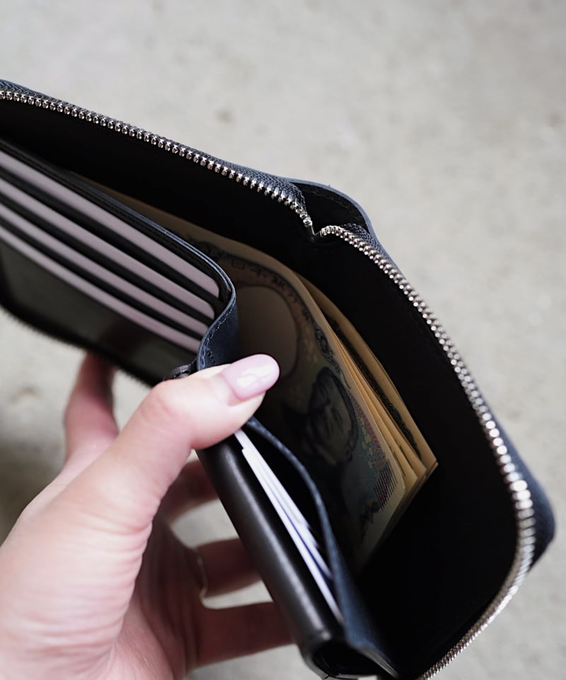 Round zip wallet➖panther black➖ | cian en paclam