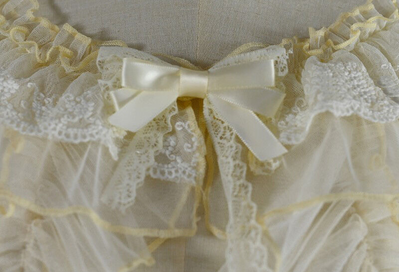 OzzOn フリル付き　ボレロ　別珍　ヴィジュアル系　ゴスロリ　カーディガン OzzOn フリル付き ボレロ 別珍 ヴィジュアル系 ゴスロリ