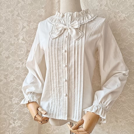 ロリータ 長袖 シャツ ブラウス レース 冬秋春 スカラップ襟 クラシカル フェミニン かわいい レディース リボン