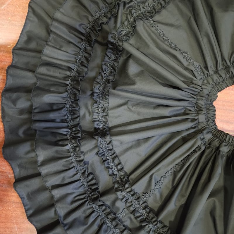 FROSTIC STUDIO ゴスロリスカート Mサイズ 海外ブランド2点セット FROSTIC STUDIO ゴスロリスカート Mサイズ 海外ブランド2点セット