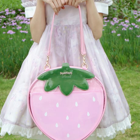 ロリータ ロリィタ バッグ 痛バッグ Lolita 苺 いちご ストロベリー 痛バ メッシュシート付き 多機能バッグ
