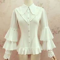 ロリータ  ブラウス  長袖 ベルスリーブ お花 レース スリム 豪華 クラシック
