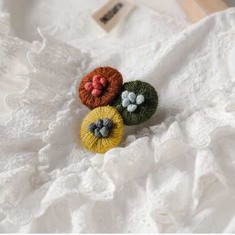 ブラウス ロリータ 森ガール 春夏 刺繍 ブローチ付 長袖 レディース Lolita 新作