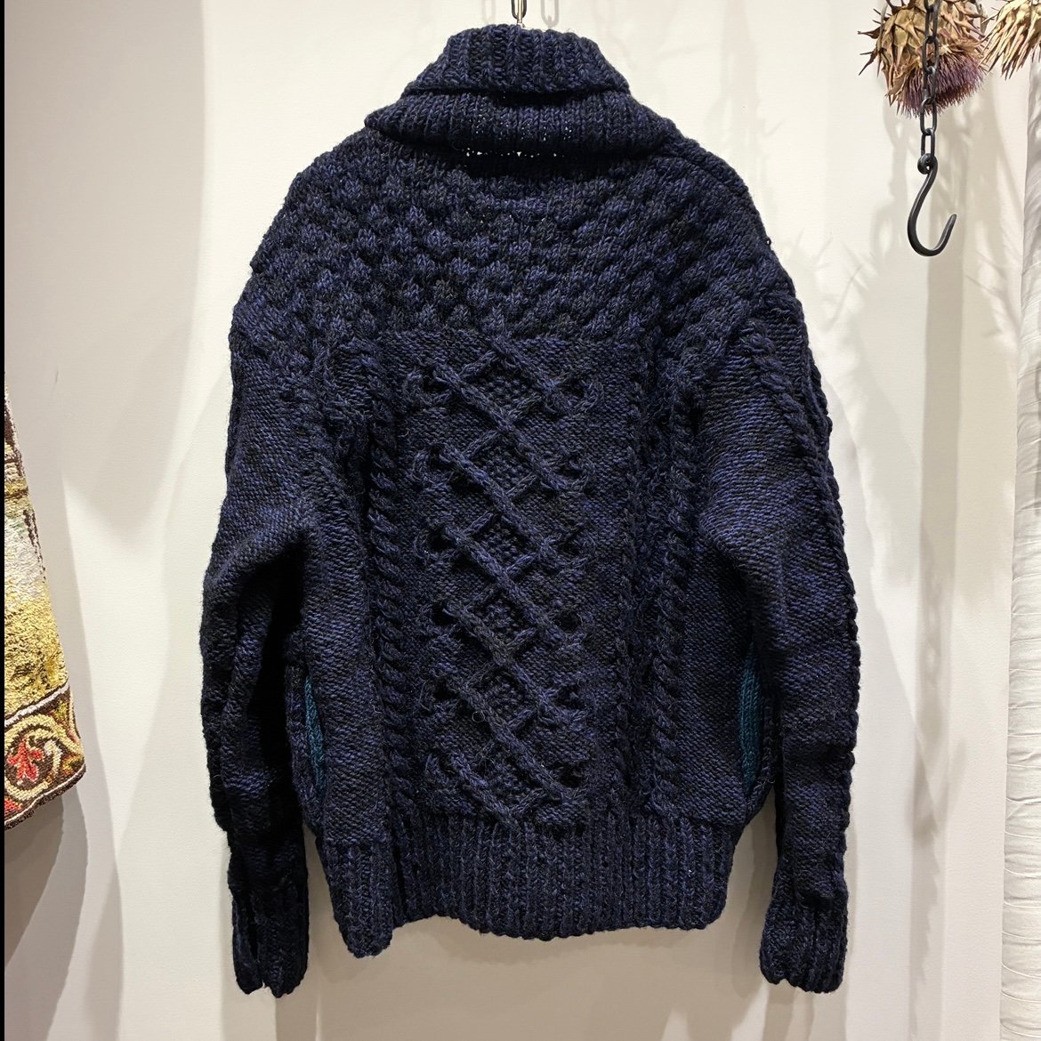 SLOW HANDS（スローハンズ） Aran Crazy/Pattern Shawl Car