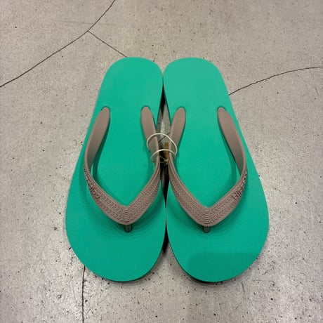 Hippobloo（ヒッポブルー） Natural Rubber Beach Sandal Unisex（天然ゴムビーチサンダル ユニセックス）