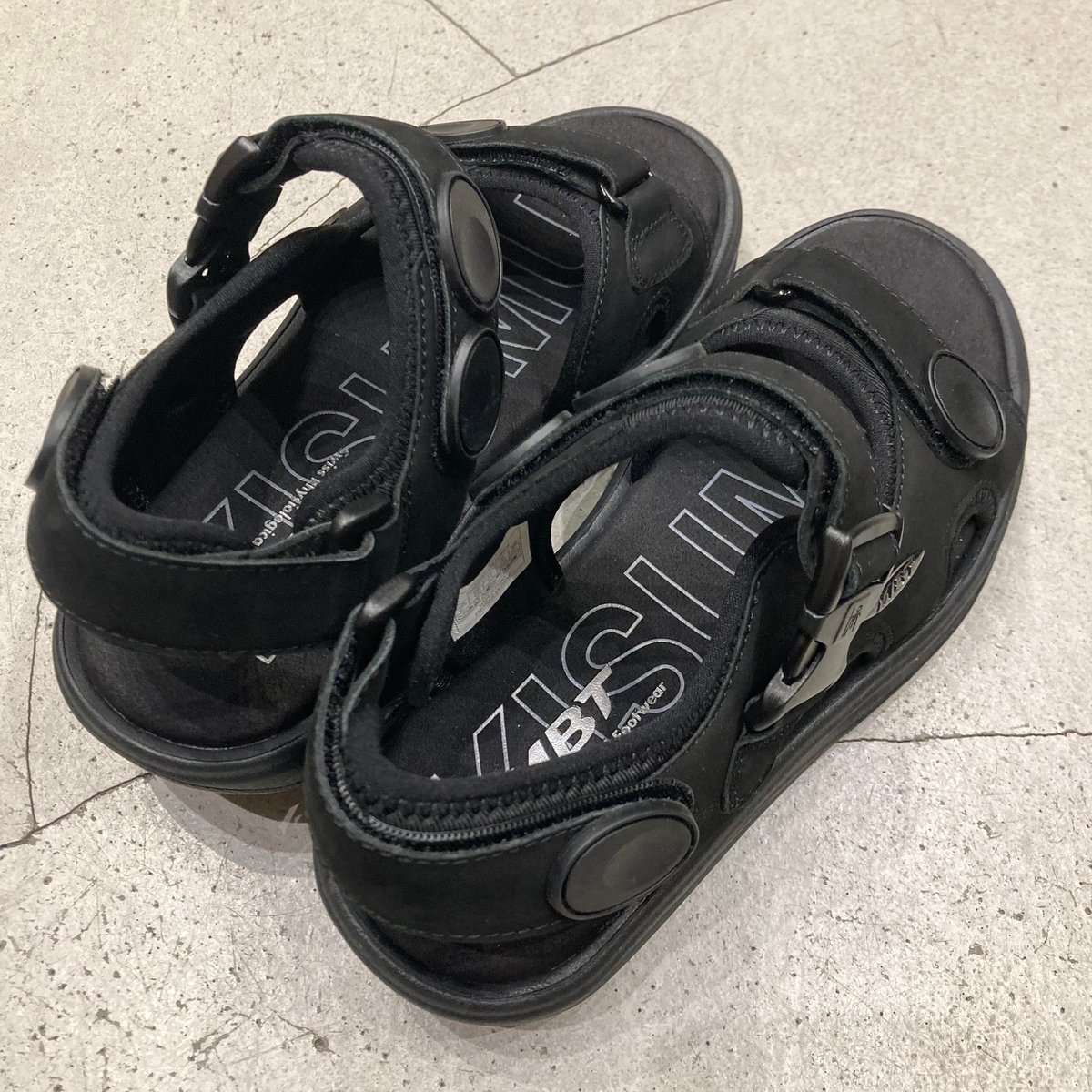 SISANDI MIES CLASSIC midnight black タグ付き MIES CLASSIC midnight black – SISANDI