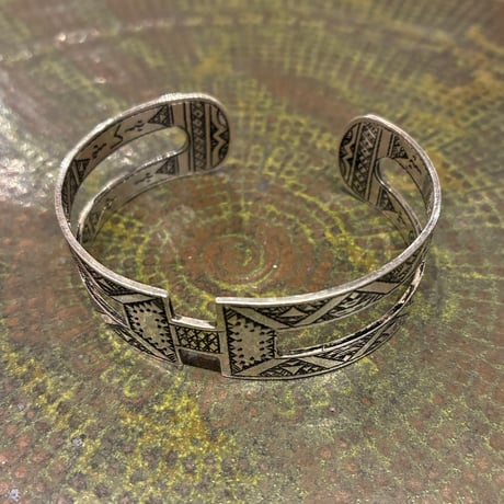 『値下げ』TUAREG SILVER CENTER LINE FLAT TUAREG SILVER JEWELRY CENTER LINE FLAT BRACELET : CG-STORE - 通販