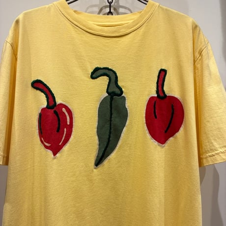 SLOW HANDS（スローハンズ）  Three Chilies Hand Drawn T（スリーチリーズハンドドローンティー/DT-2）