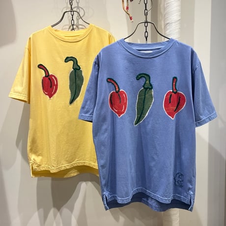 SLOW HANDS（スローハンズ）  Three Chilies Hand Drawn T（スリーチリーズハンドドローンティー/DT-2）
