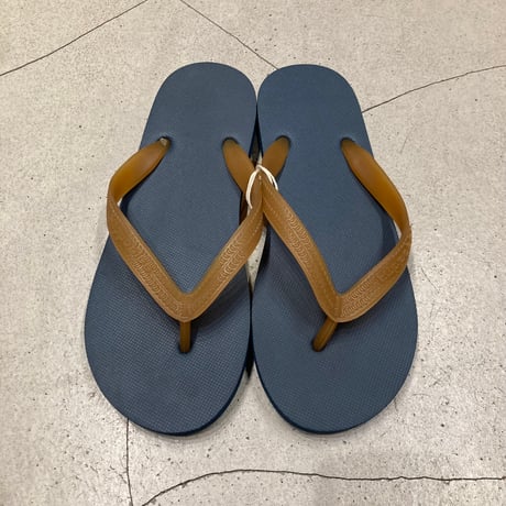 Hippobloo（ヒッポブルー） Natural Rubber Beach Sandal Unisex（天然ゴムビーチサンダル ユニセックス）