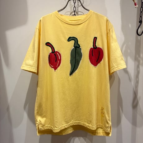 SLOW HANDS（スローハンズ）  Three Chilies Hand Drawn T（スリーチリーズハンドドローンティー/DT-2）