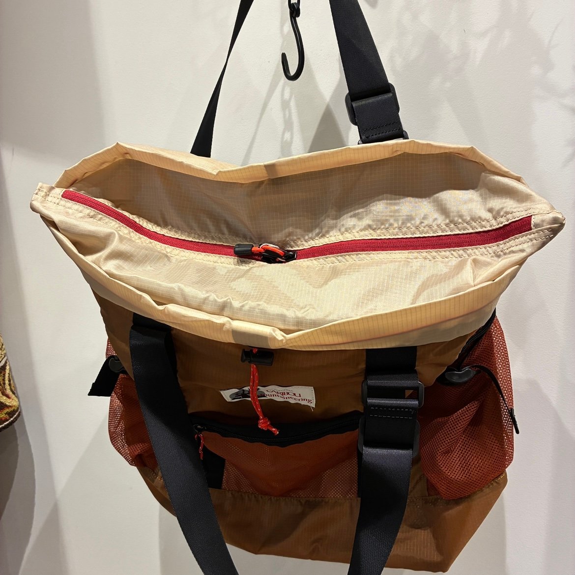 Caribou Mountaineering（カリブーマウンテニアリング） Light