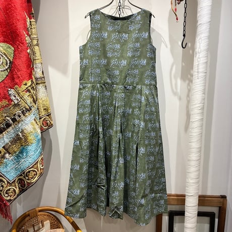 TIGREティグルブロカンテ　ブラウス　ノースリーブ CATEGORY TIGREBROCANTE （ティグルブロカンテ） | plain clot