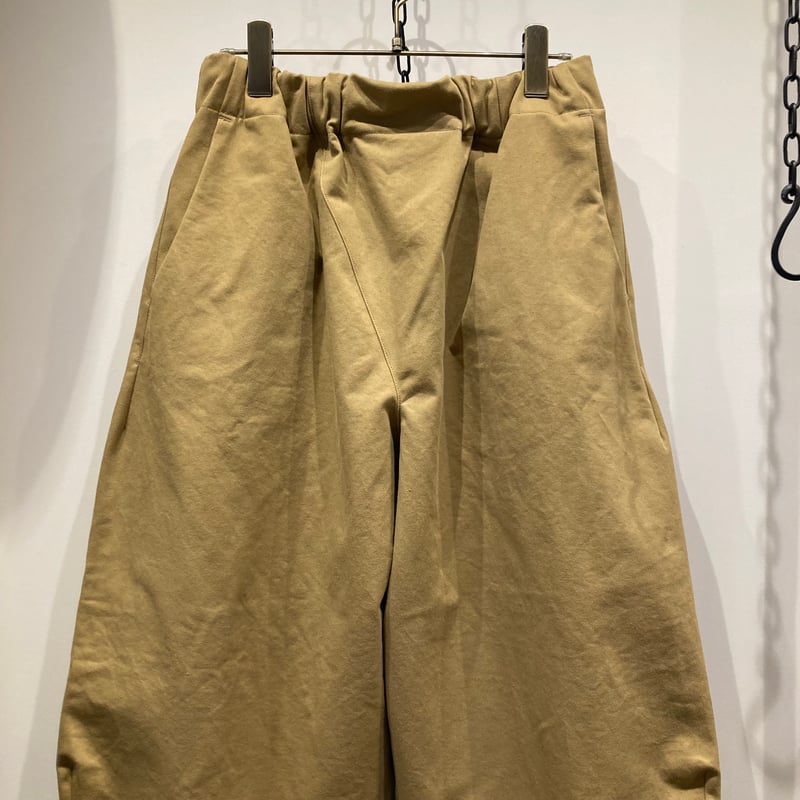 結yui PLANER EASY PANTS LOOSE DENIM ブラック WIDE TUCK EASY TROUSERS/BLACK【結-yui-】 | はなれ