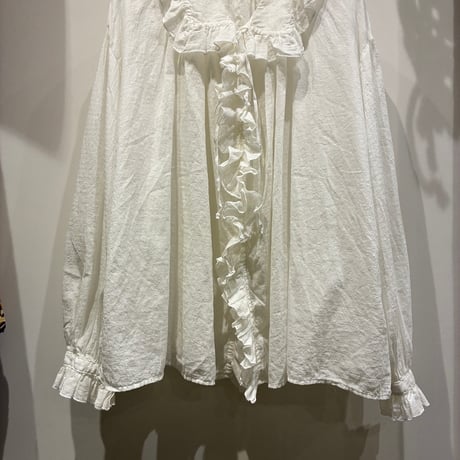 TIGRE BROCANTE（ティグルブロカンテ） Feather Frill Blouse（フェザーフリルブラウス）