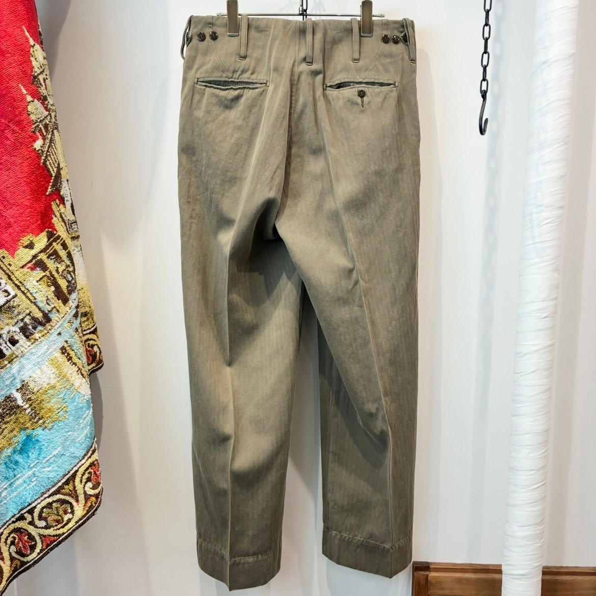 マーティーアンドサンズ　ドゥルン MAATEE&SONS] マーティー & サンズ CHINO TROUSER ドゥルン