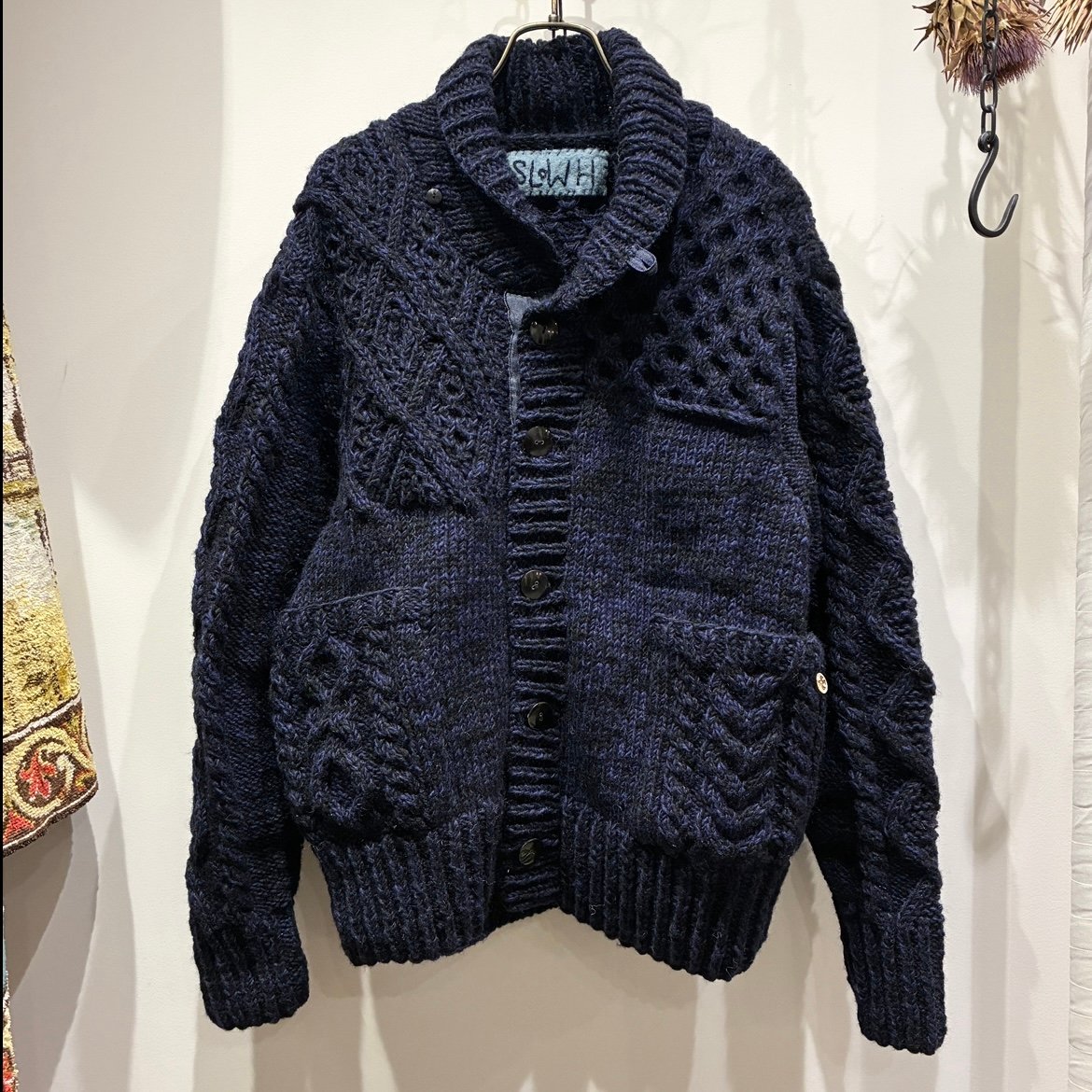 SLOW HANDS（スローハンズ） Aran Crazy/Pattern Shawl Car