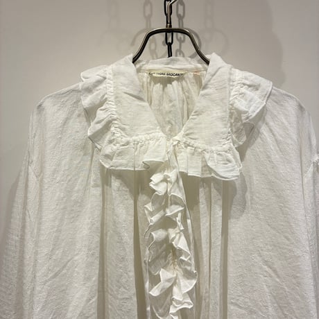 TIGRE BROCANTE（ティグルブロカンテ） Feather Frill Blouse（フェザーフリルブラウス）