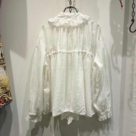 TIGRE BROCANTE（ティグルブロカンテ） Feather Frill Blouse（フェザーフリルブラウス）