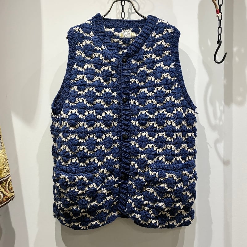 ソ*ル様 新品‼︎ Slow H スローハンズ ケーブル編み ニットベスト ネイ SLOW HANDS（スローハンズ） Cotton Crochet Knit Vest （コ