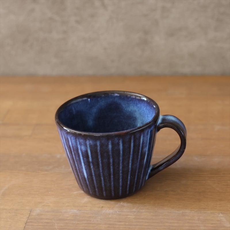 しおやき 気になる煙や油の飛び散りを抑える「深型穴あき焼肉プレート」を