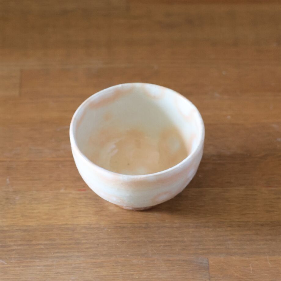 見つけた方はラッキー　焙り出し　鱗文　みつ豆鉢 おはようございます😃 Plant棟では陶器鉢が続々と入荷中です🙌 1