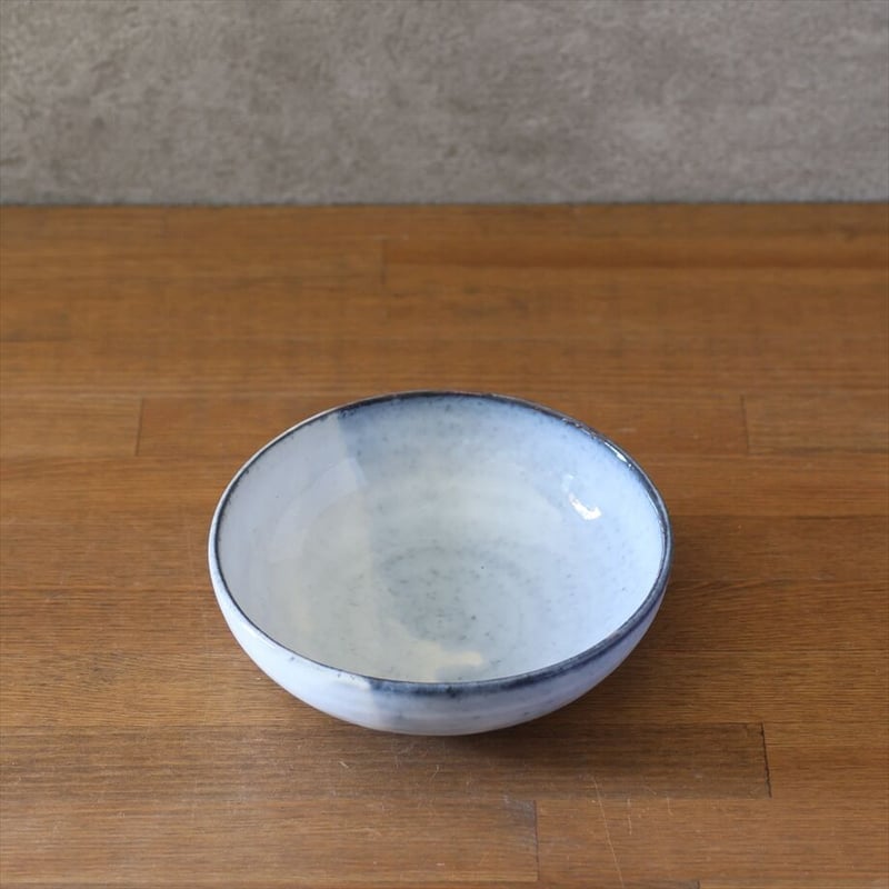 たわみ中鉢（グレー） | 萩焼窯元 松光山