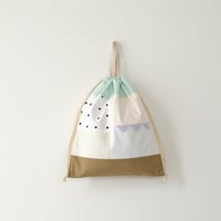 patchwork お着替え巾着　ミントブルー×ランダムドット