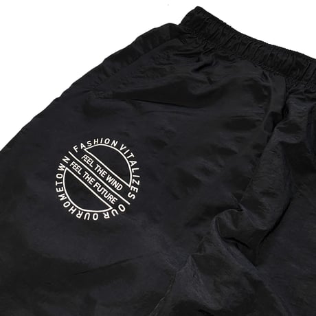 FEEL THE WIND NYLON PANTS