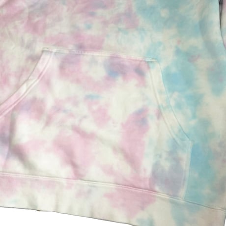HEART TIE-DYE HOODY SWEAT