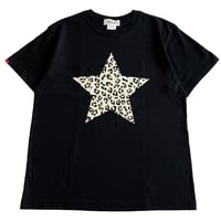 STARING LEO Tee