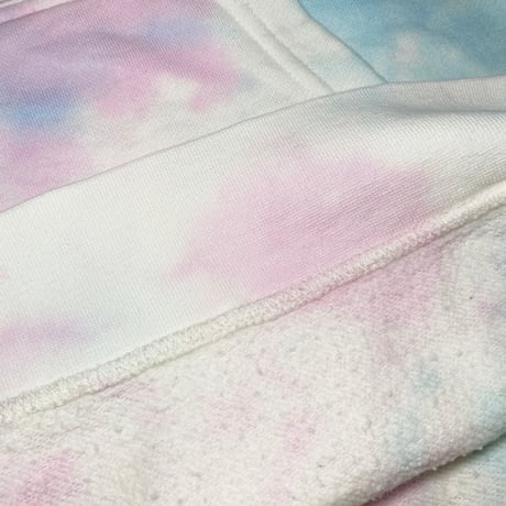 HEART TIE-DYE HOODY SWEAT