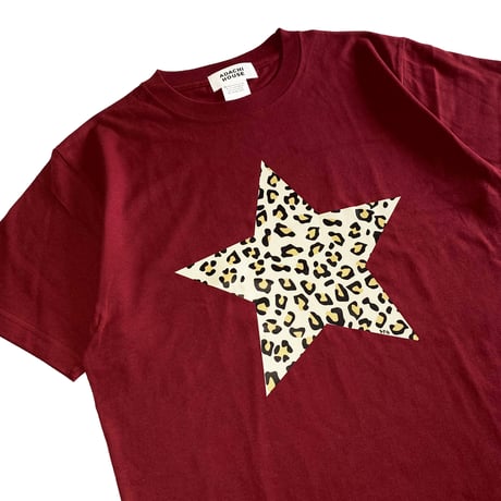 STARING LEO Tee