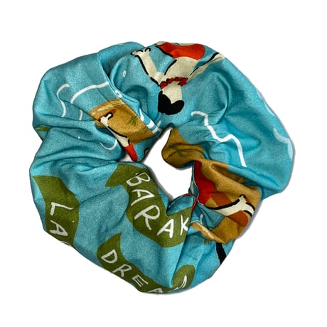 AYH DREAM LAND ALOHA SCRUNCHIE