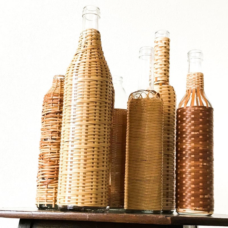 大分竹芸酒瓶 EMPTY GOOD-TASTE SAKE BOTTLES, WEAVED